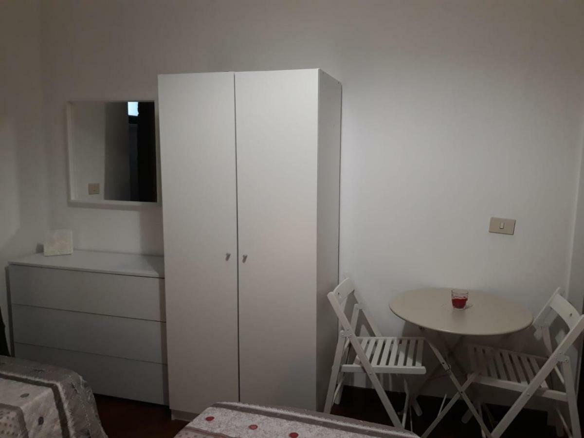 Rosa Guest house *