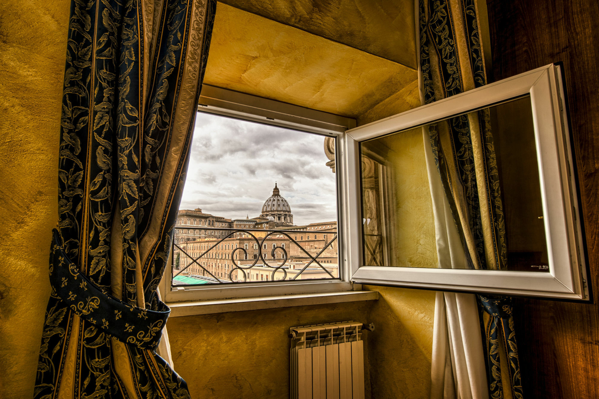 Hotel A View Of Rome