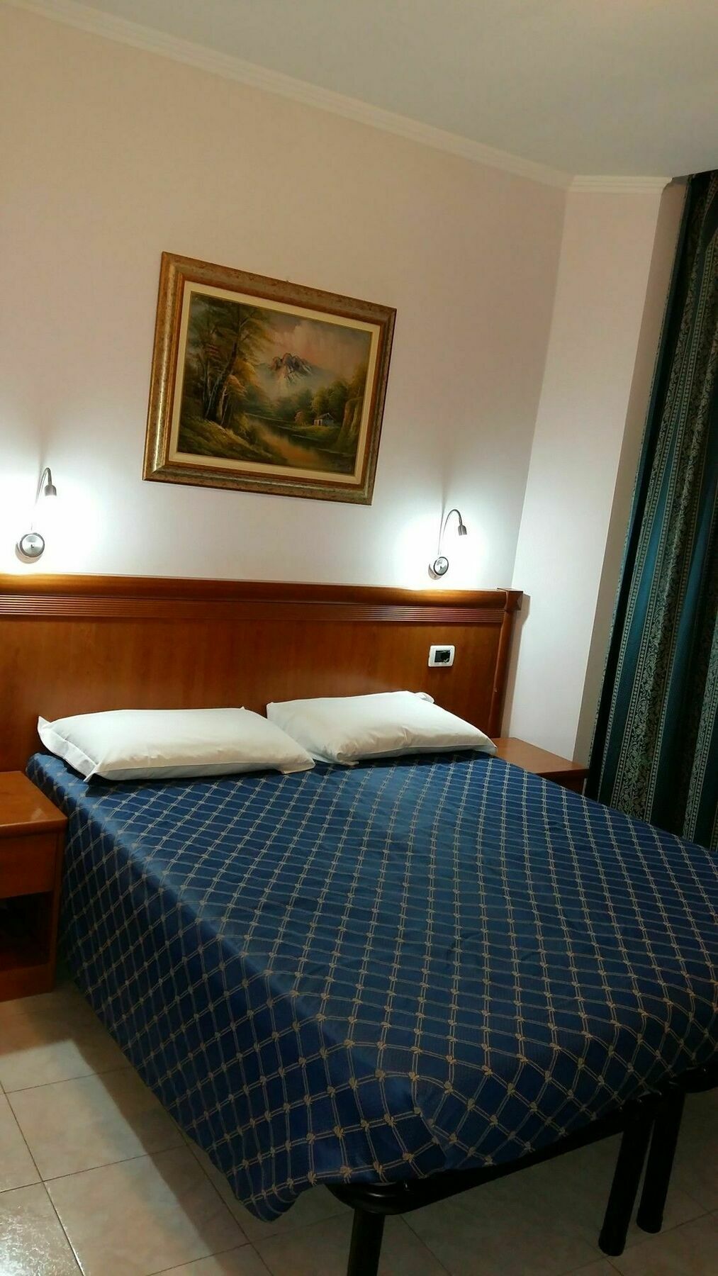 Friendship Place Guest house 2*