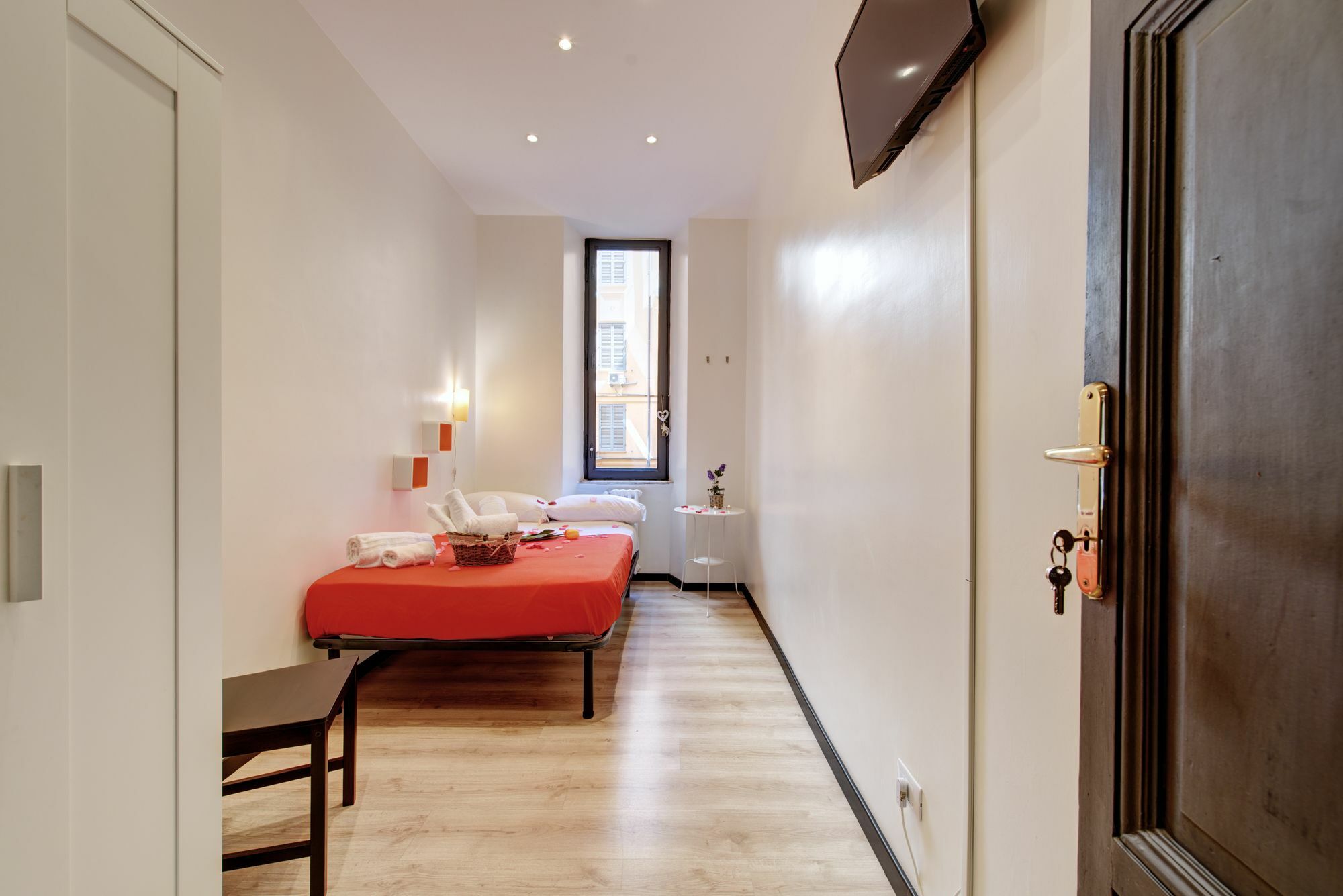 Ad Hoc Guest house