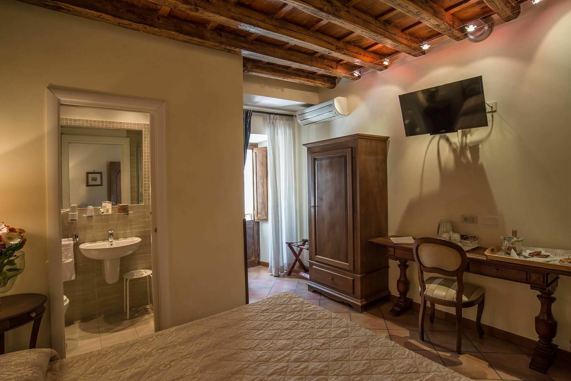Le Clarisse Trastevere Guest house 3*