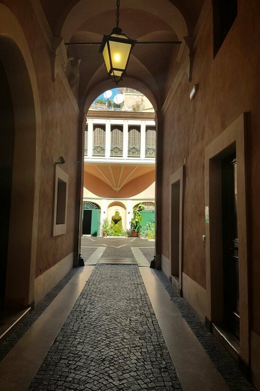 Unica Aparthotel Rome