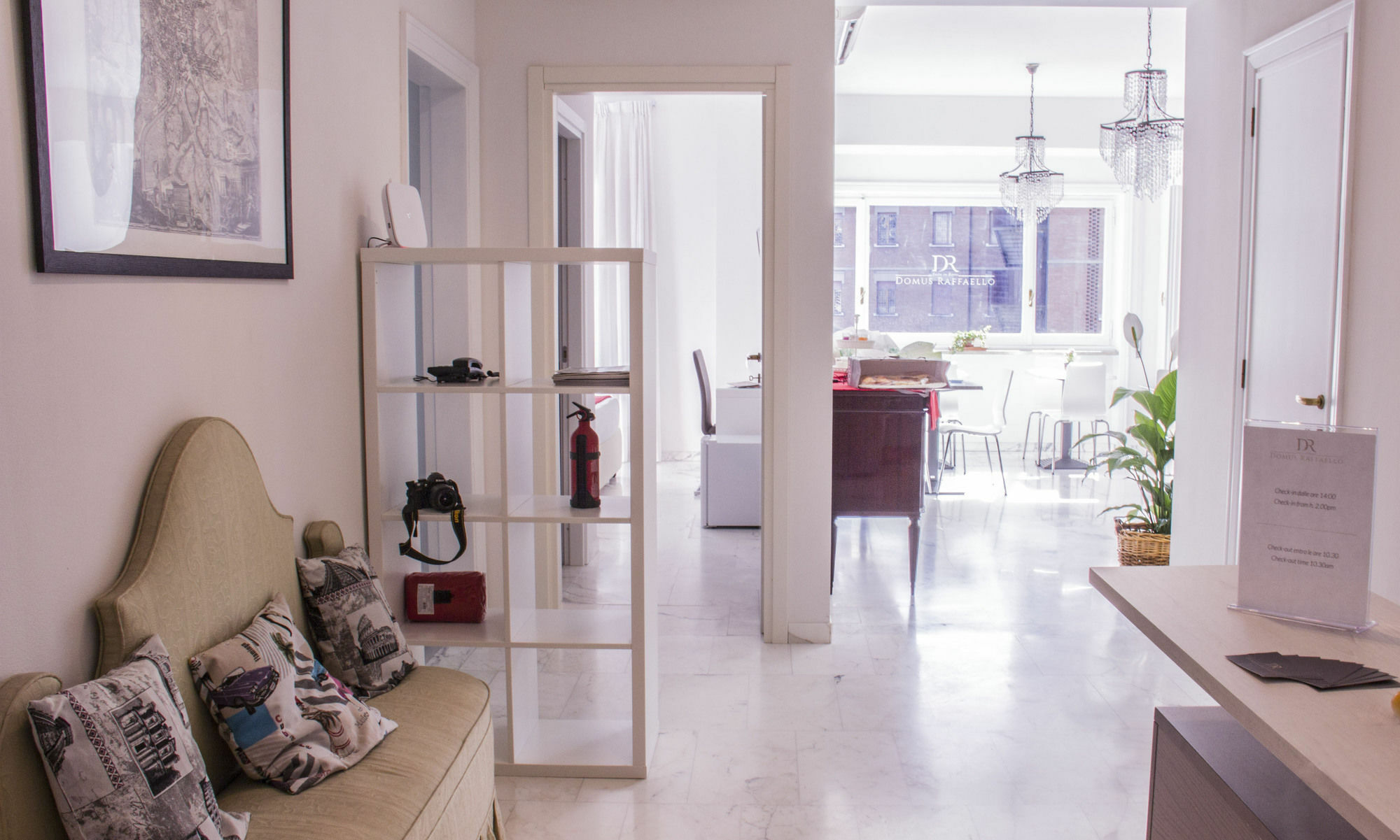 Domus Raffaello Bed & Breakfast 3*