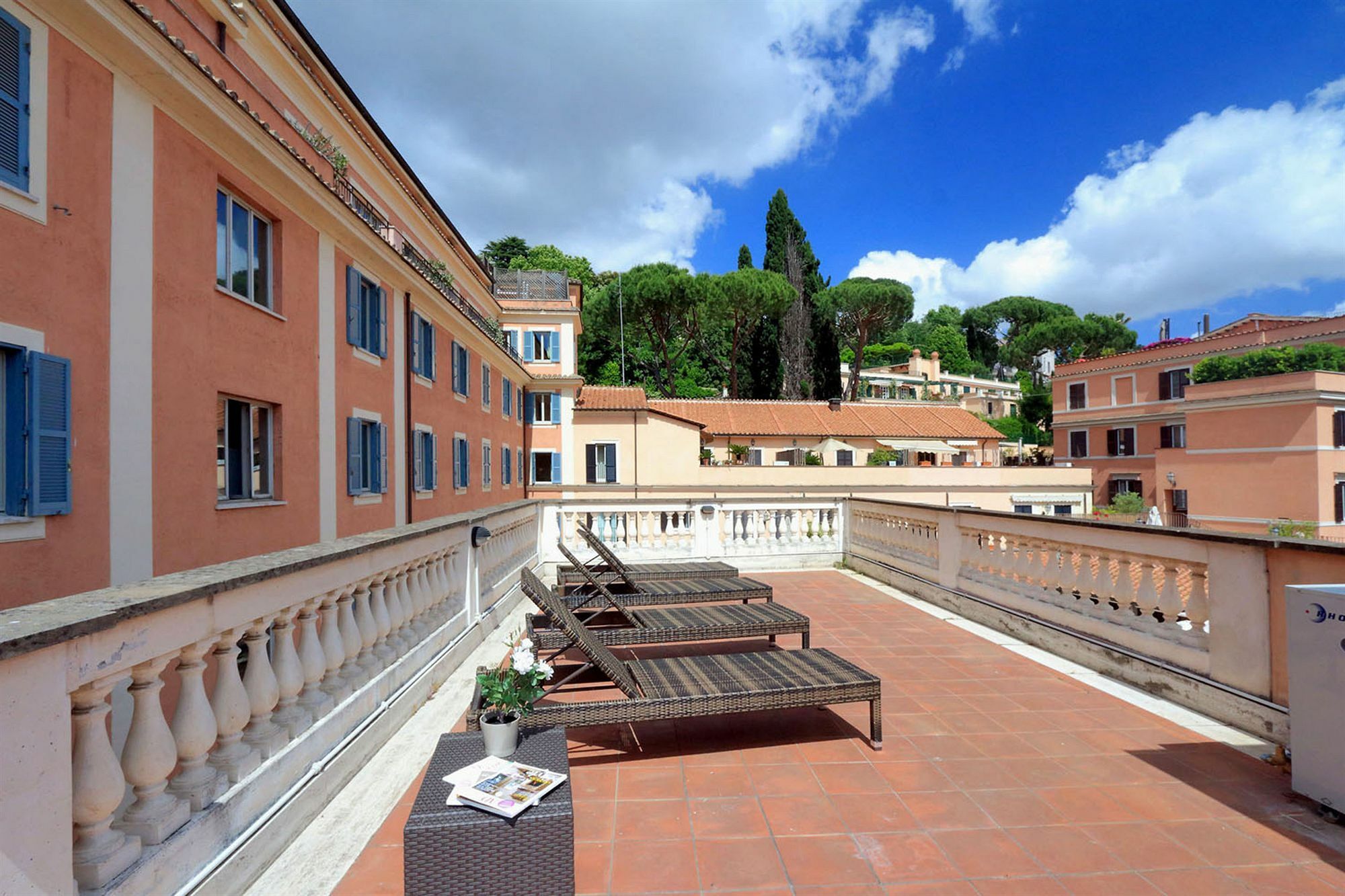 Apartment Piazzetta Margutta - My Extra Rome
