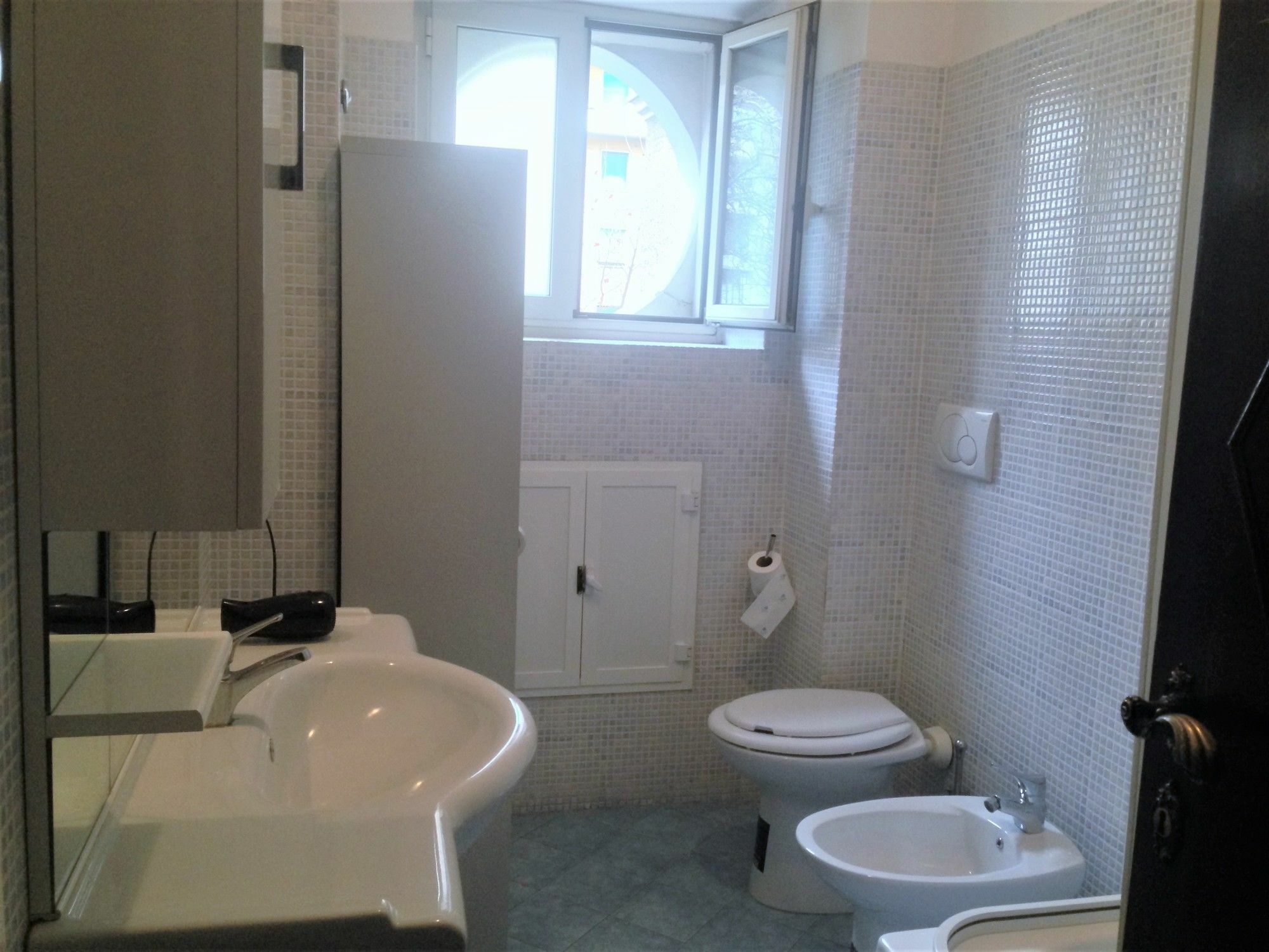 Giuly Guest house *