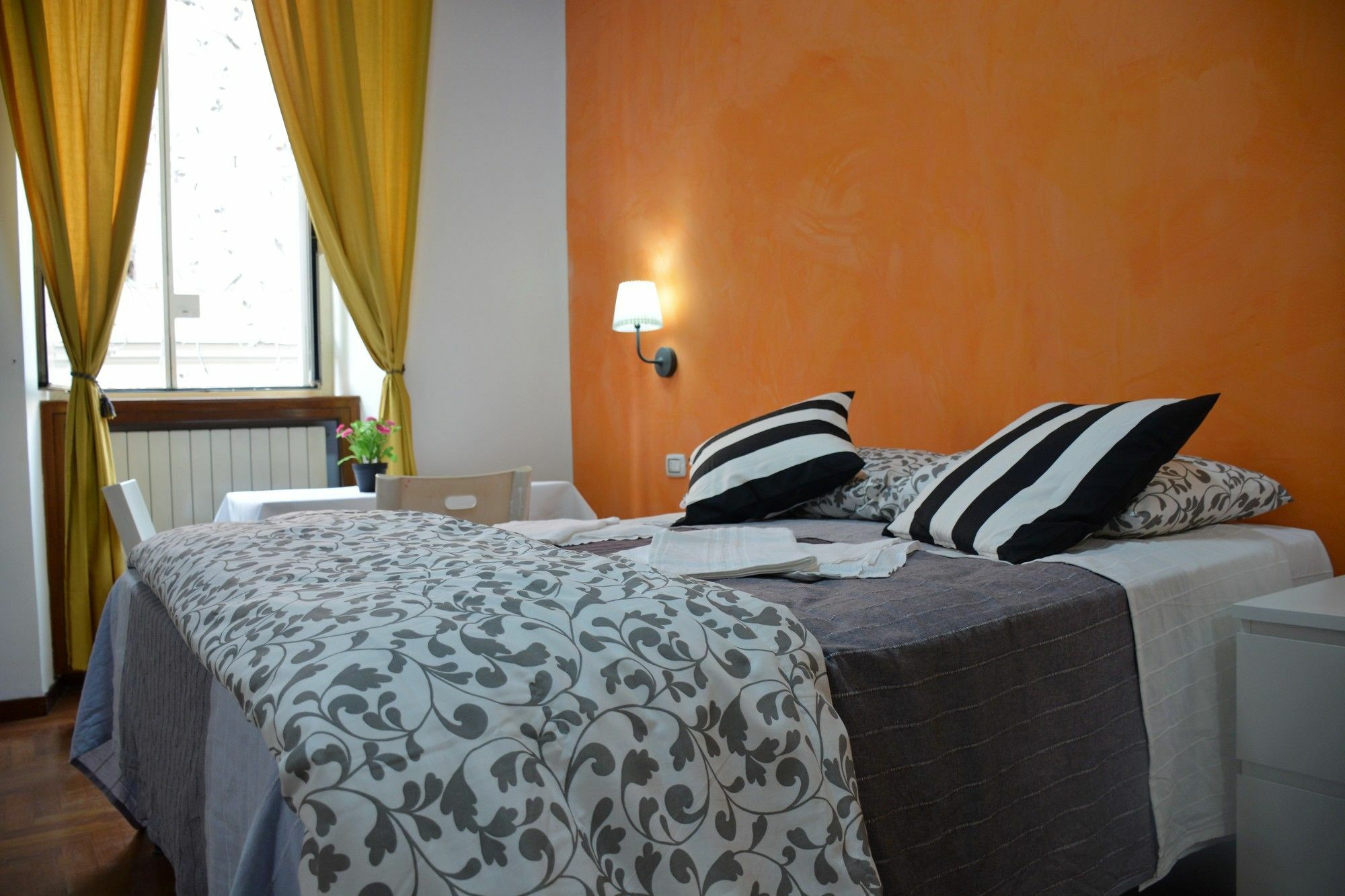 Srls Guest house