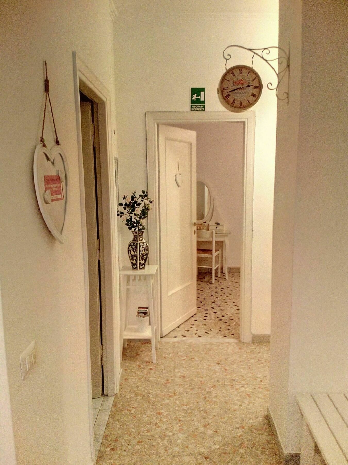 Sergio Tourist Close Tiburtina Station Affittacamere 3*