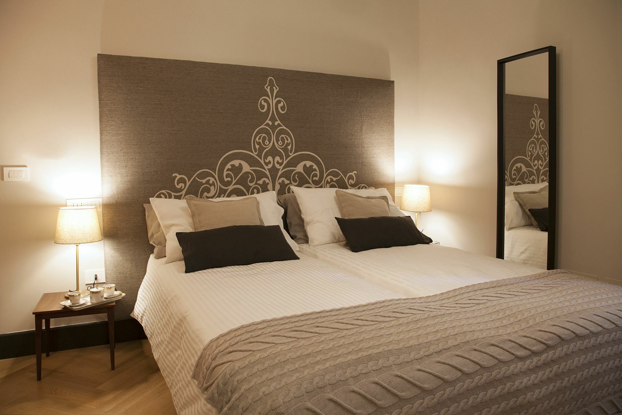 Santa Monica Luxury 2*