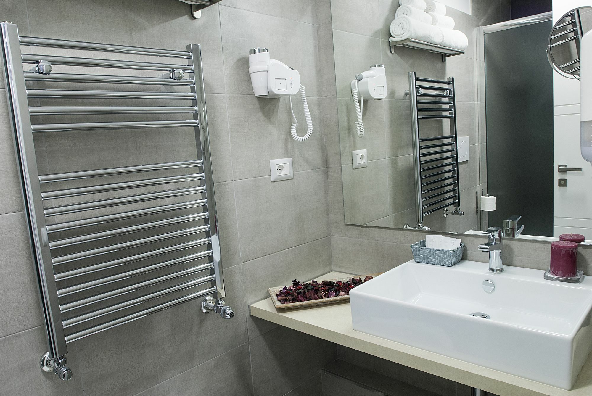 Merulana Holidays Guest house