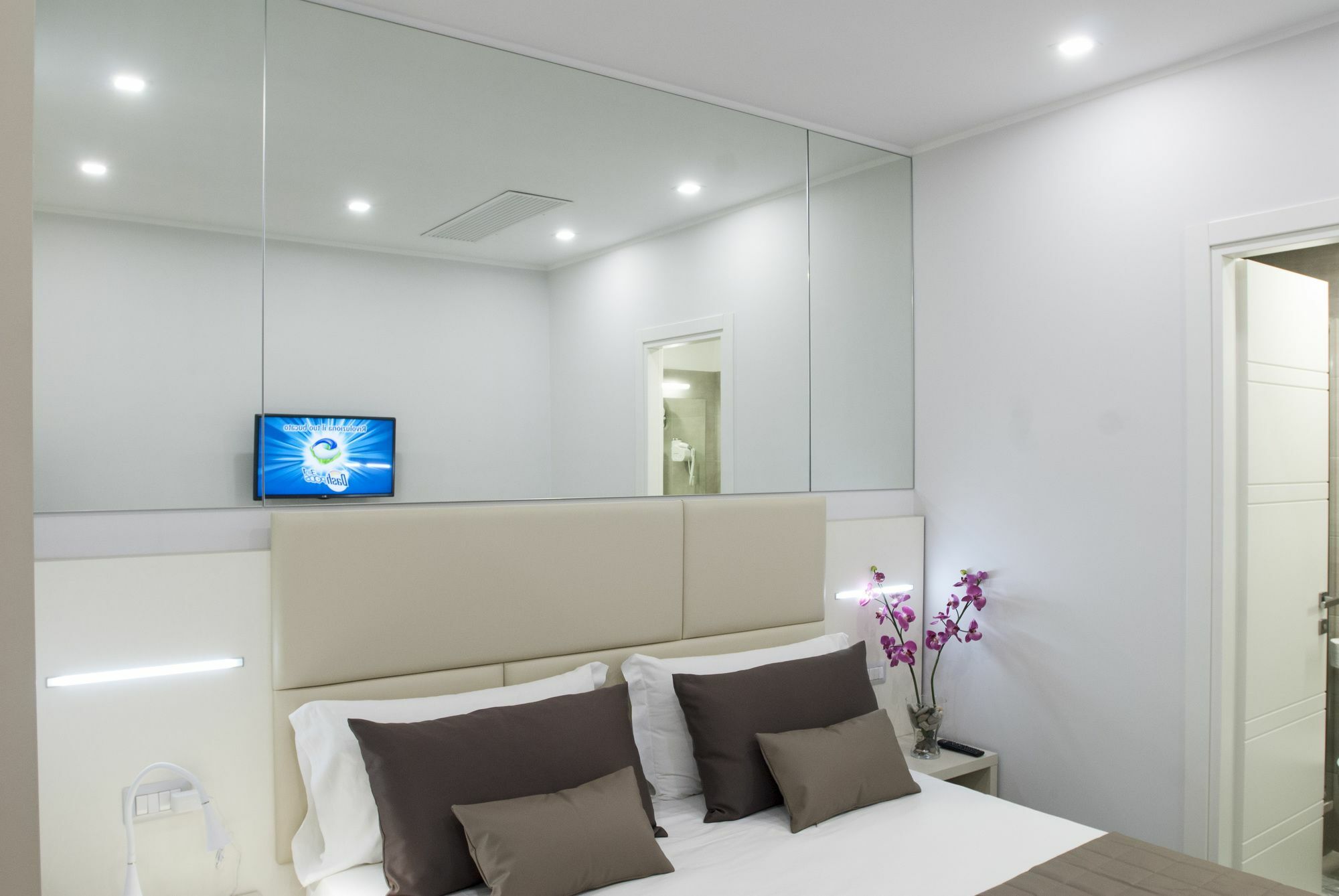 Guest house Merulana Holidays 2*