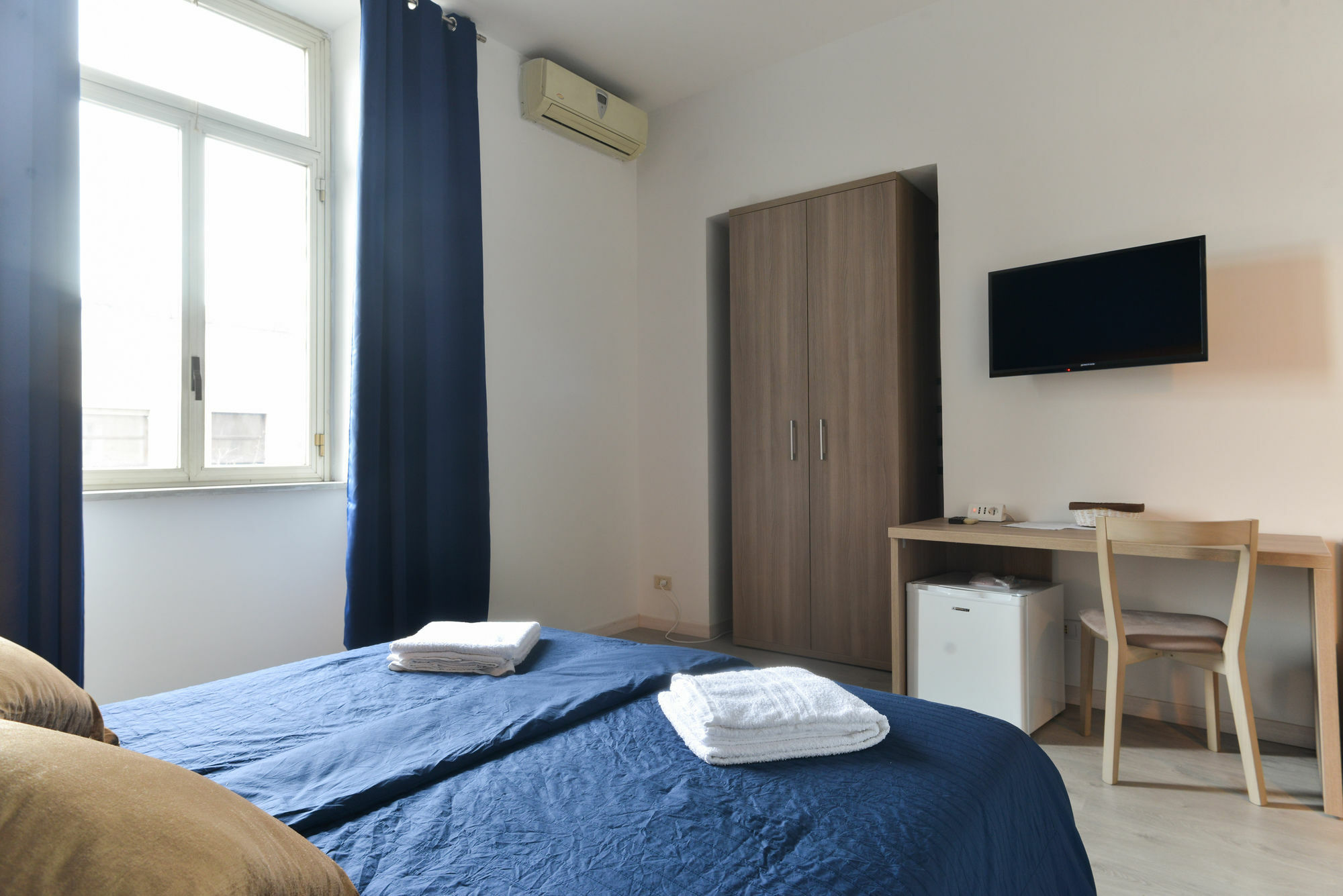 Roman Holidays Guest house 2*
