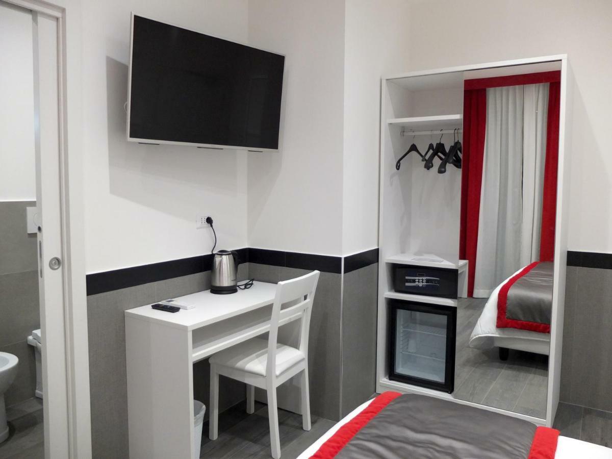Astoria Golden Gate Hotel Roma