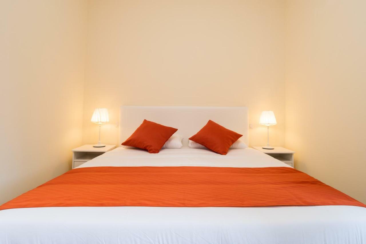 Minerva Monks Guest house