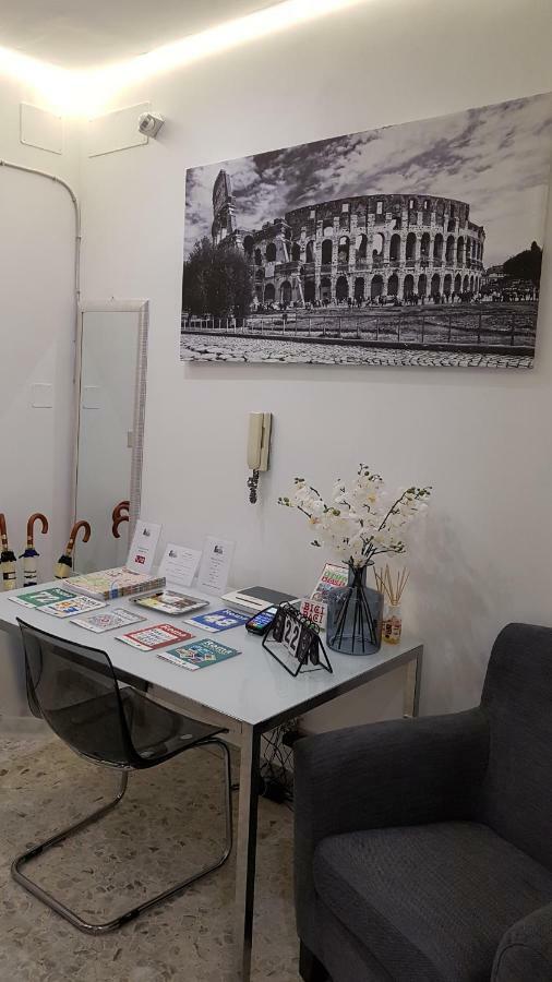 Guest house Domus Ferraro 2*