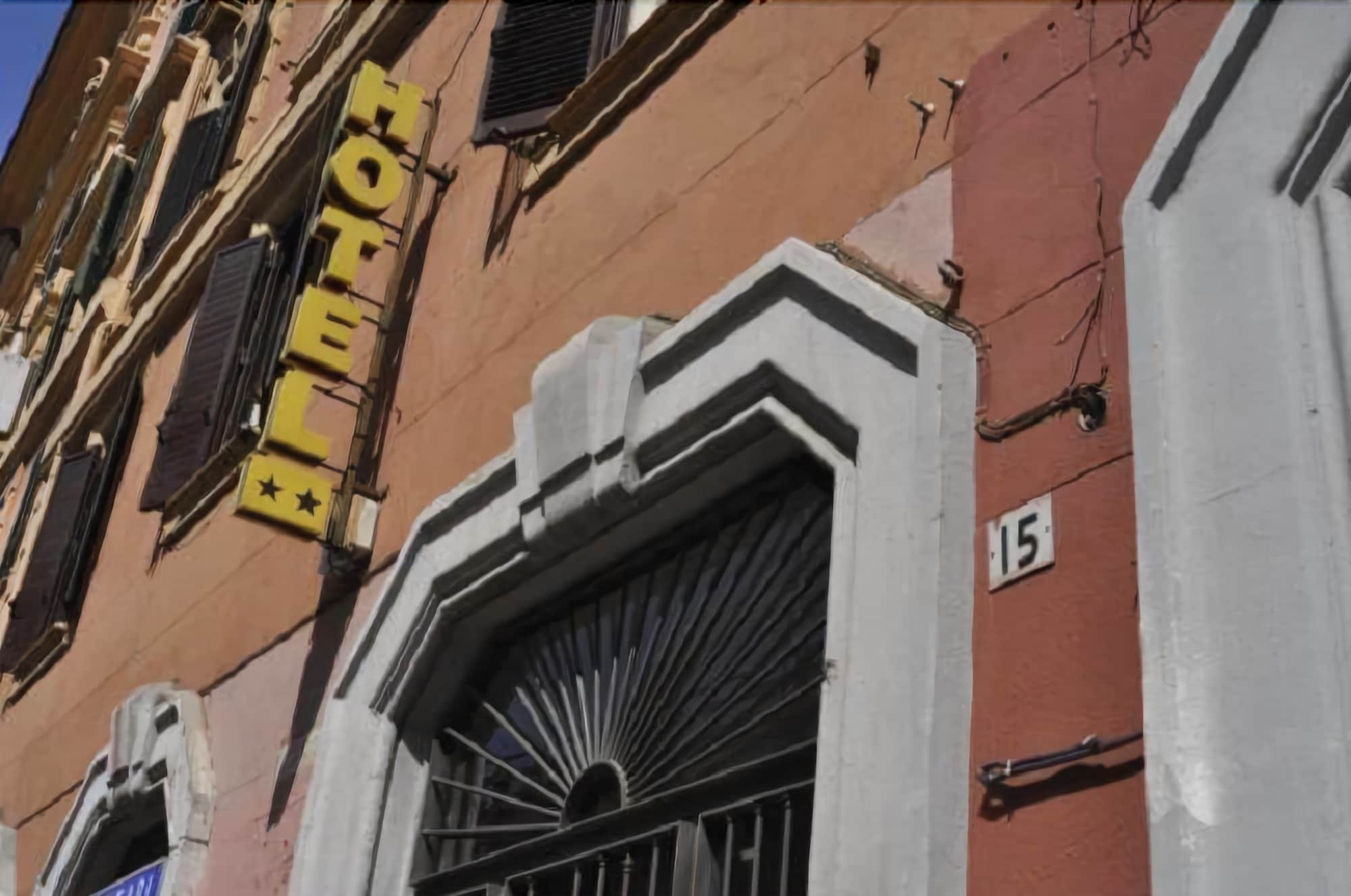 Amico Rome