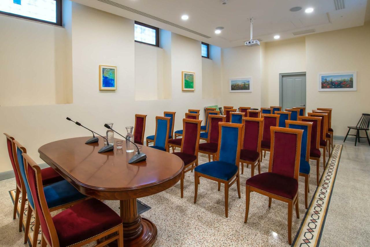 Etico Rome