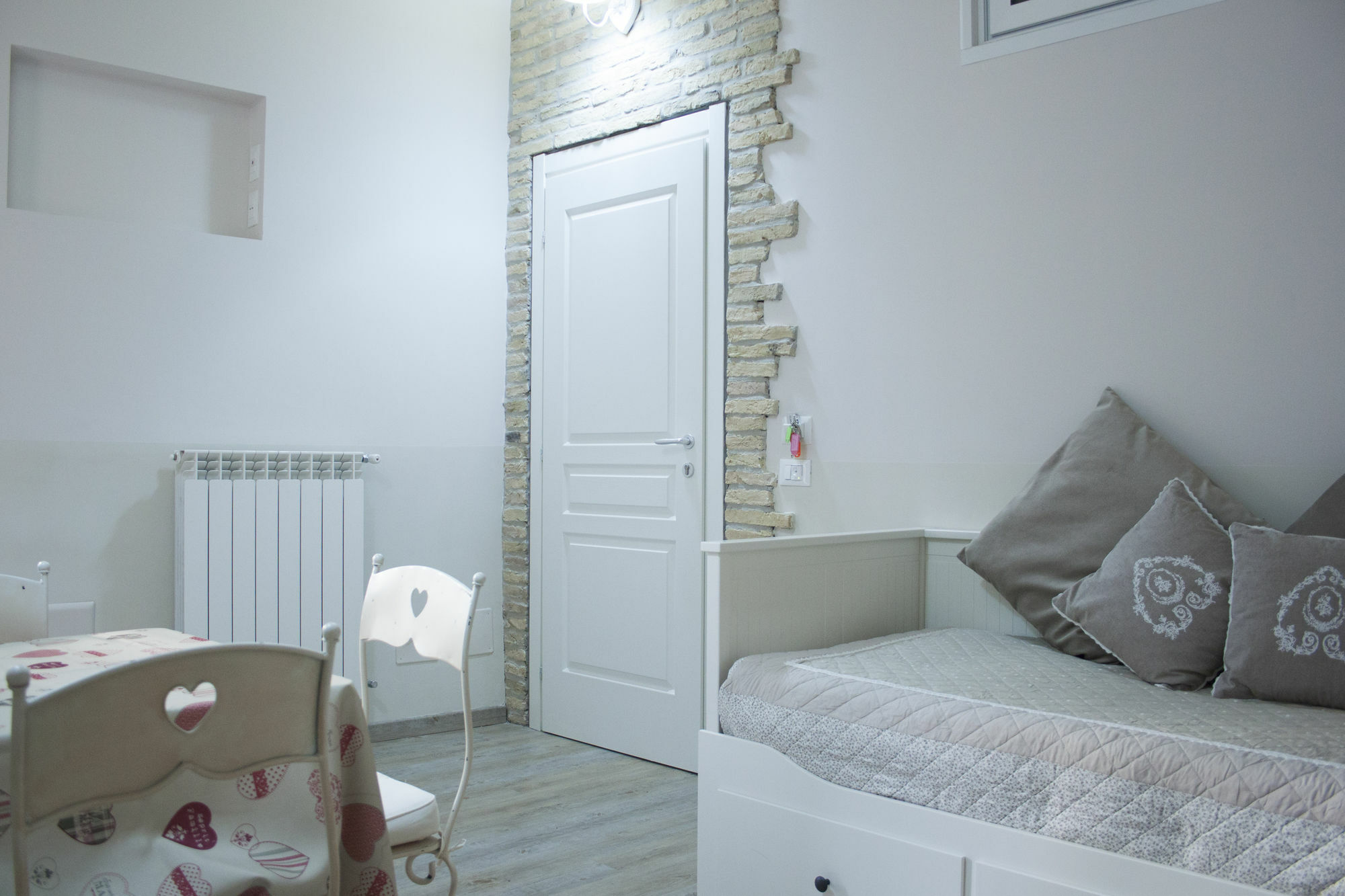Agora Hotel