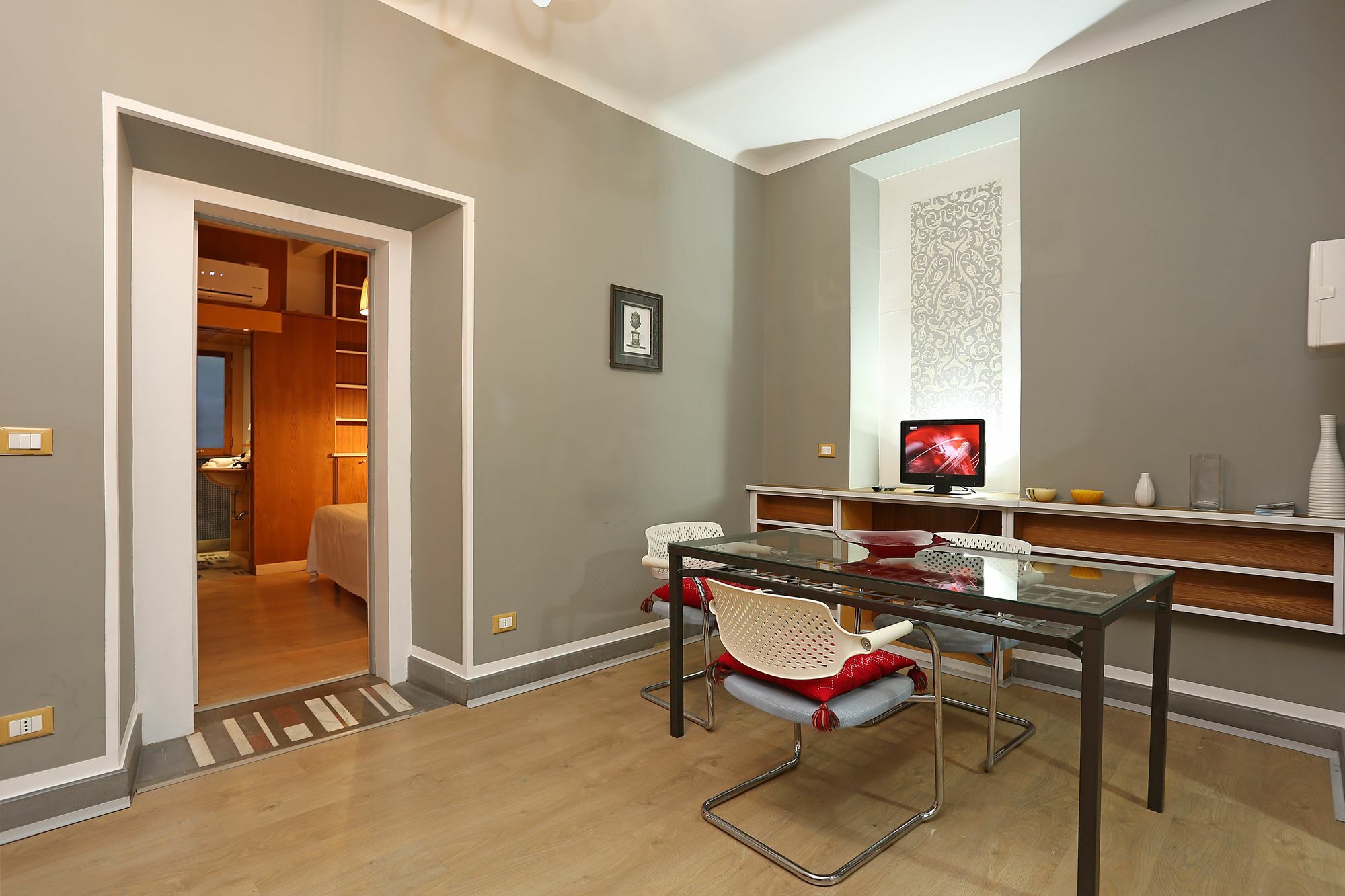 Rihana Luxury Rome