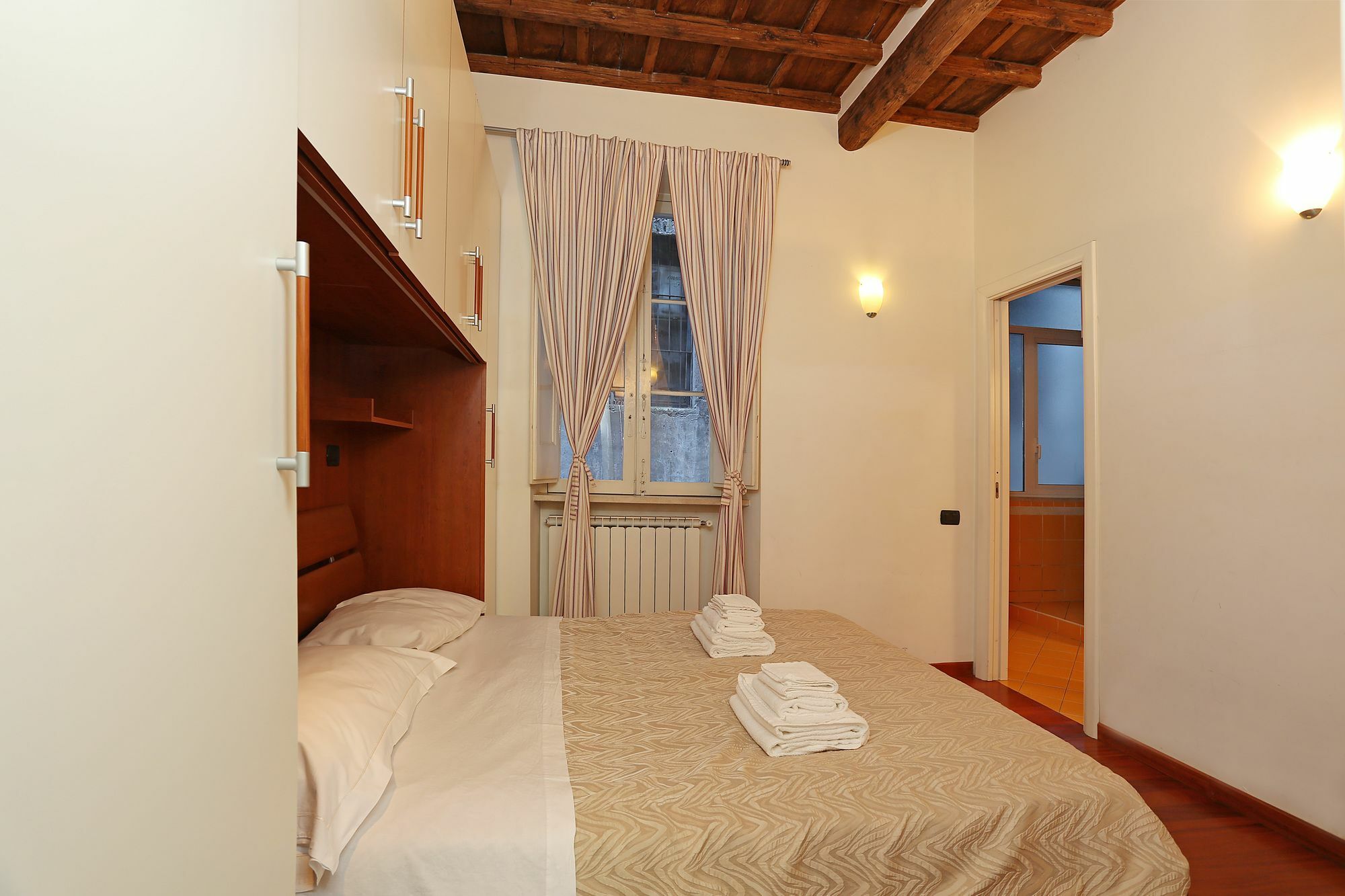 Rihana Luxury Rome