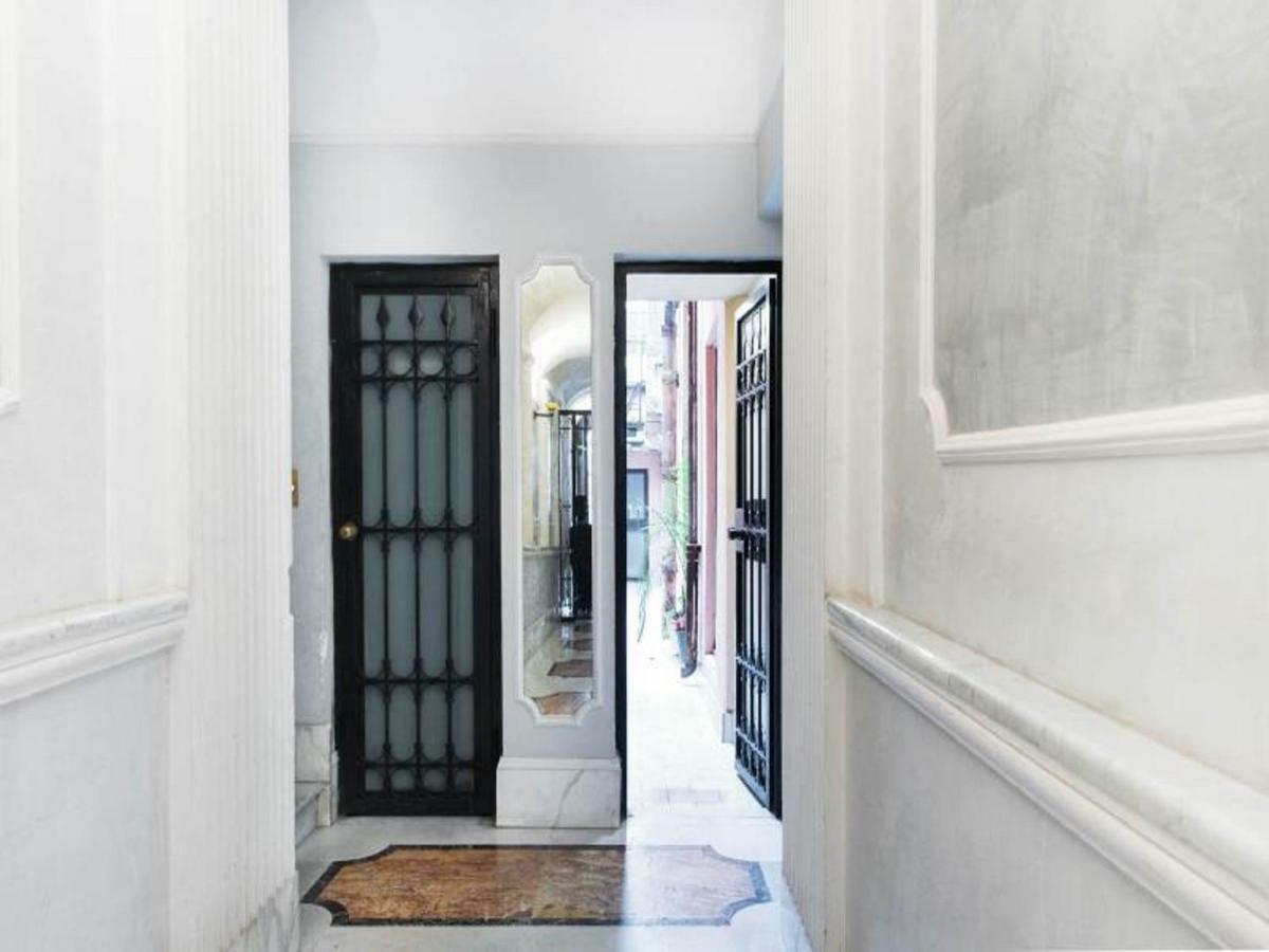 Apartment Condotti Rome