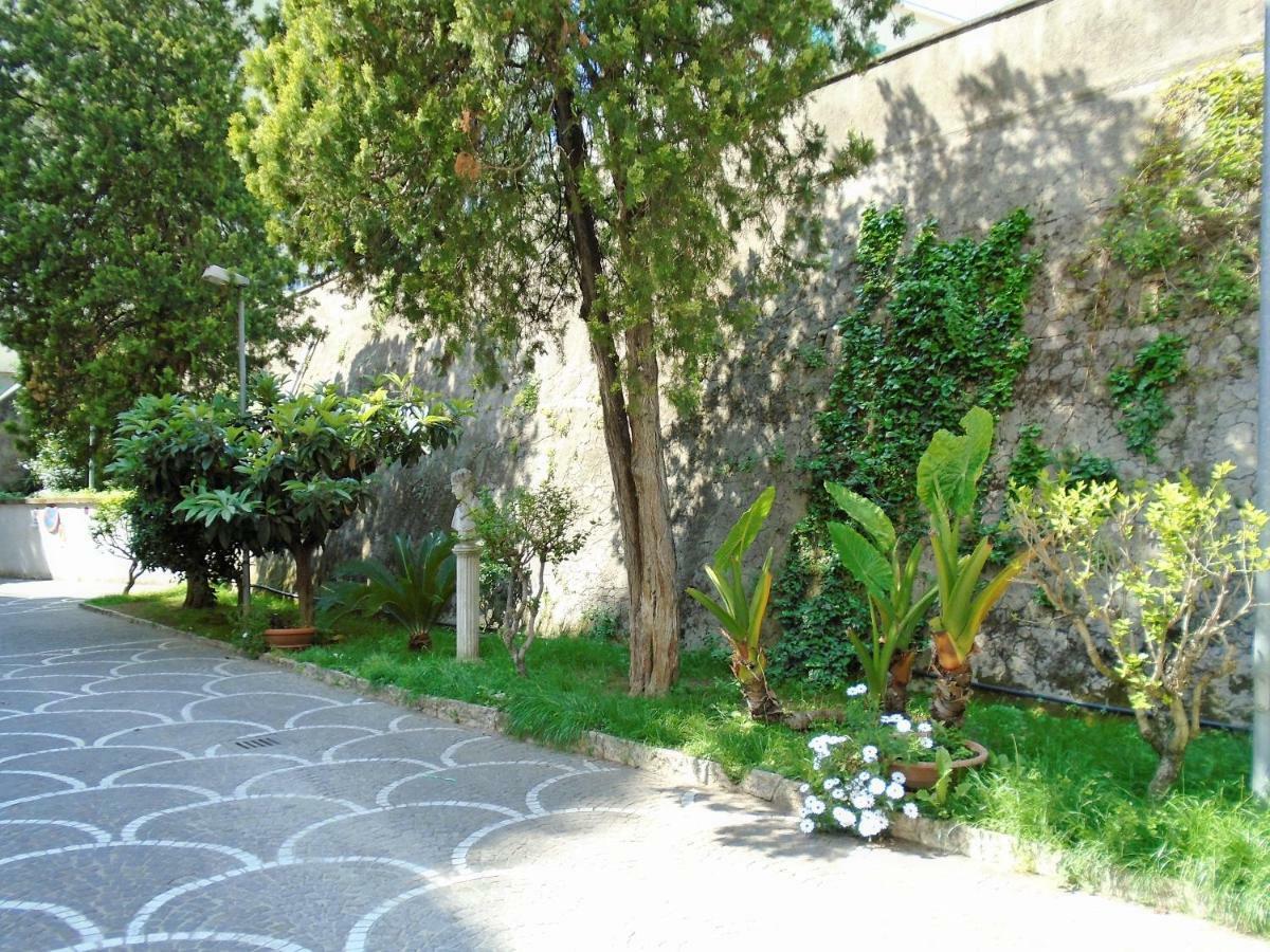 La Tana Di Sofia Affittacamere
