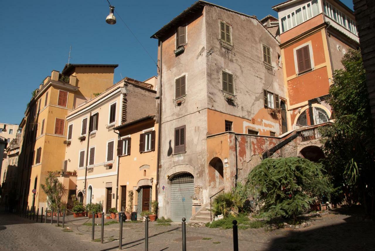 Trastevere Classico Self Check In Rome