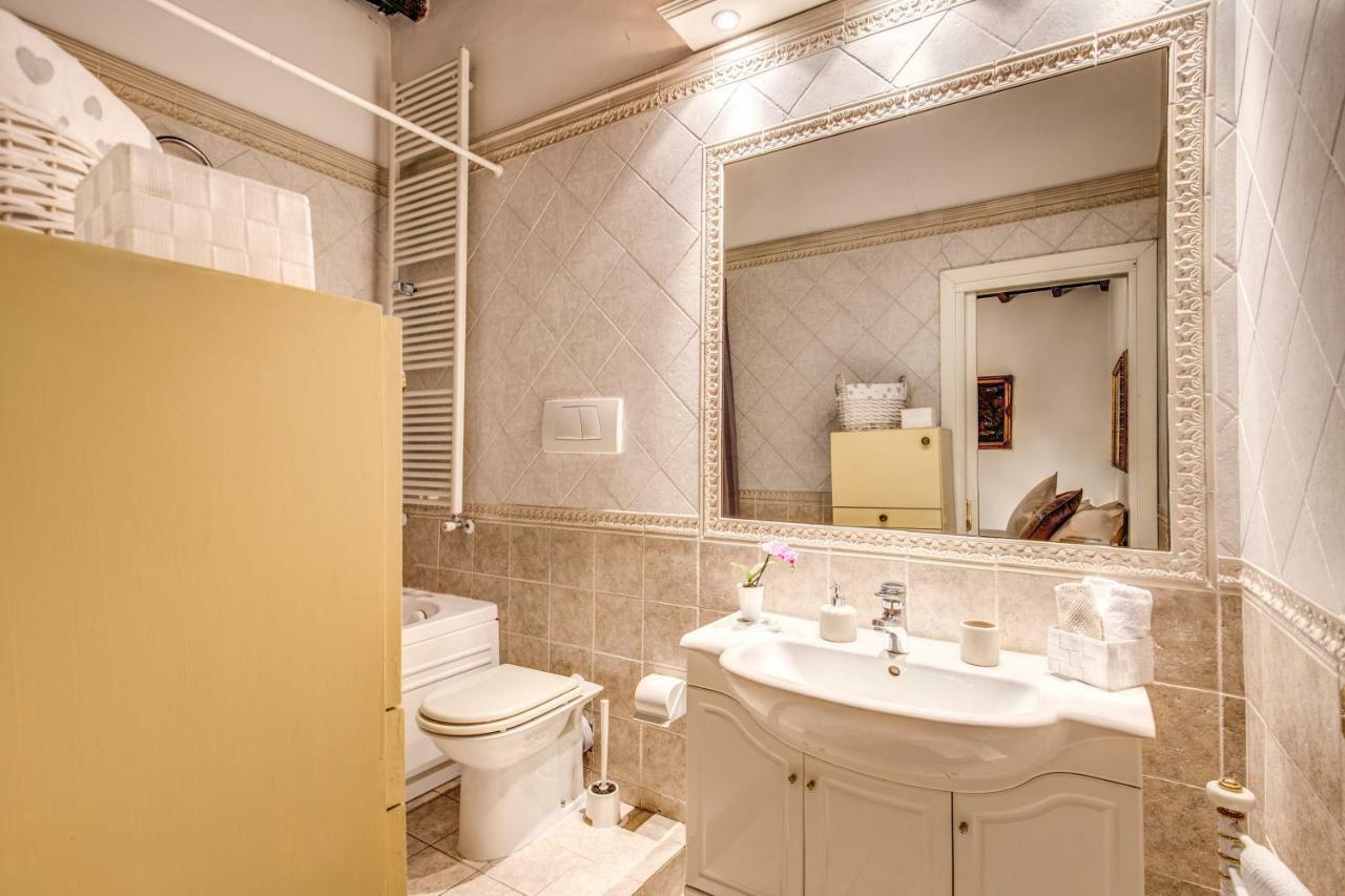 Apartment Fresh House Trevi 1