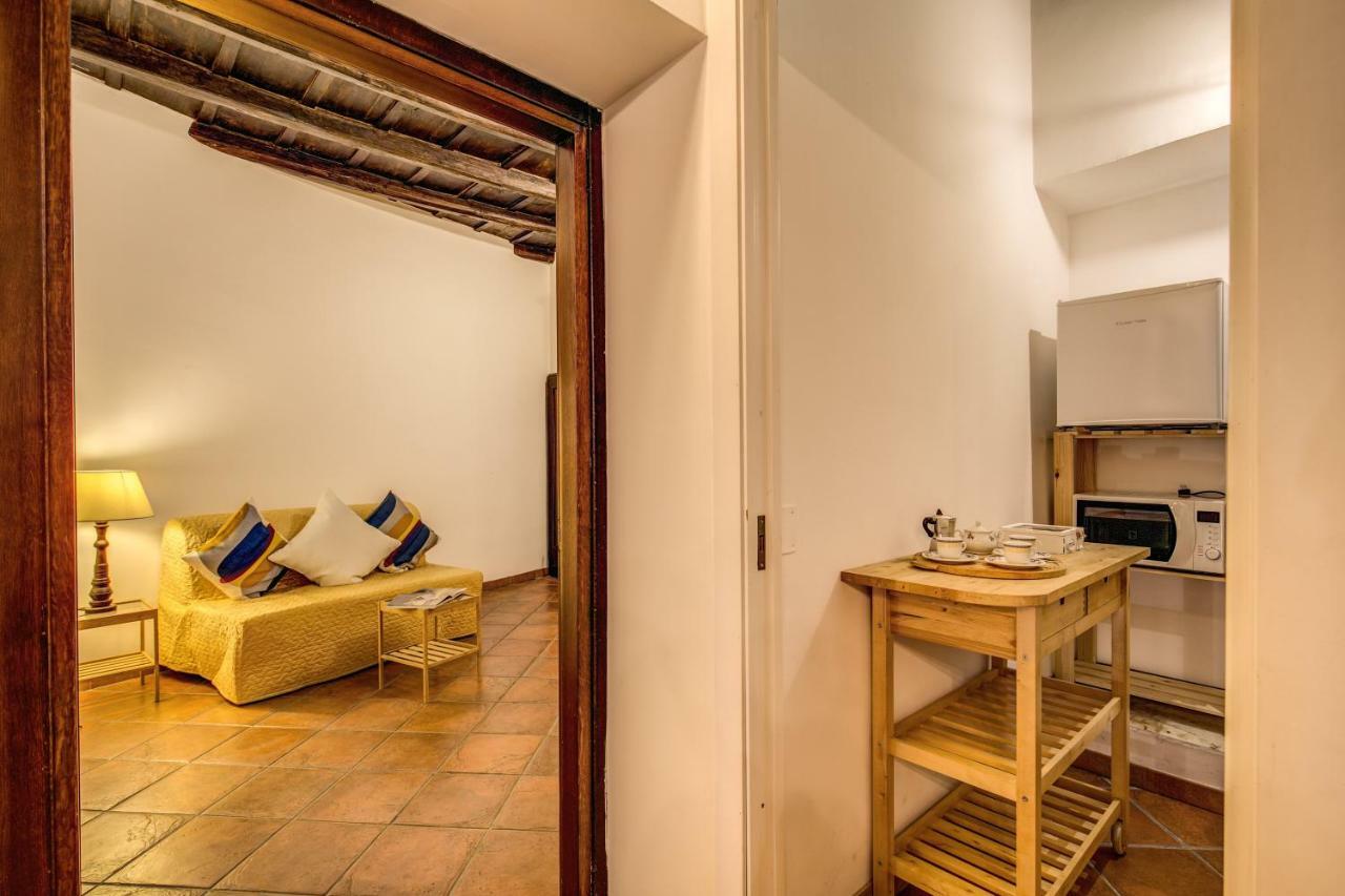 Fresh House Trevi 1 * Rome