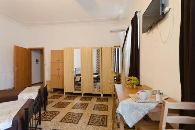 Castello Maggiore 3* Rome