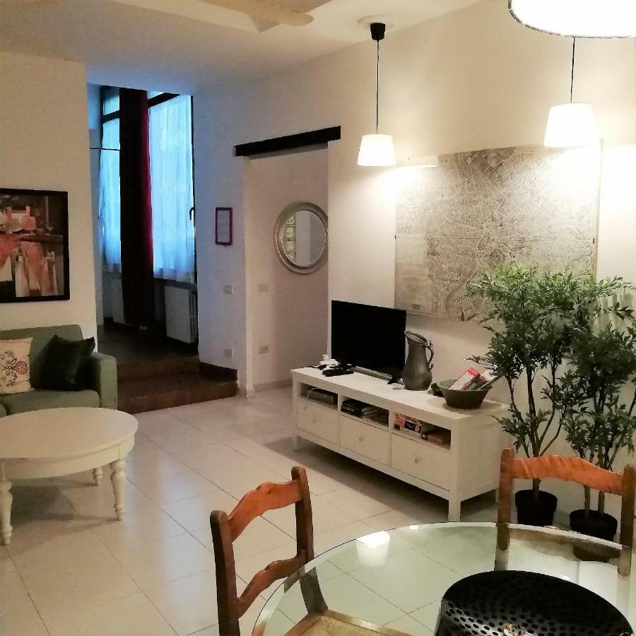A Trastevere Da Giulia Apartment *