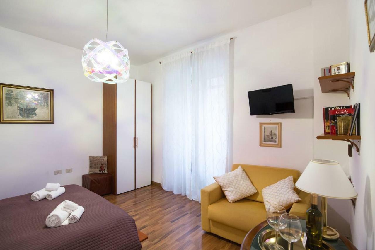 Apartment Parvula Domus Al Colosseo