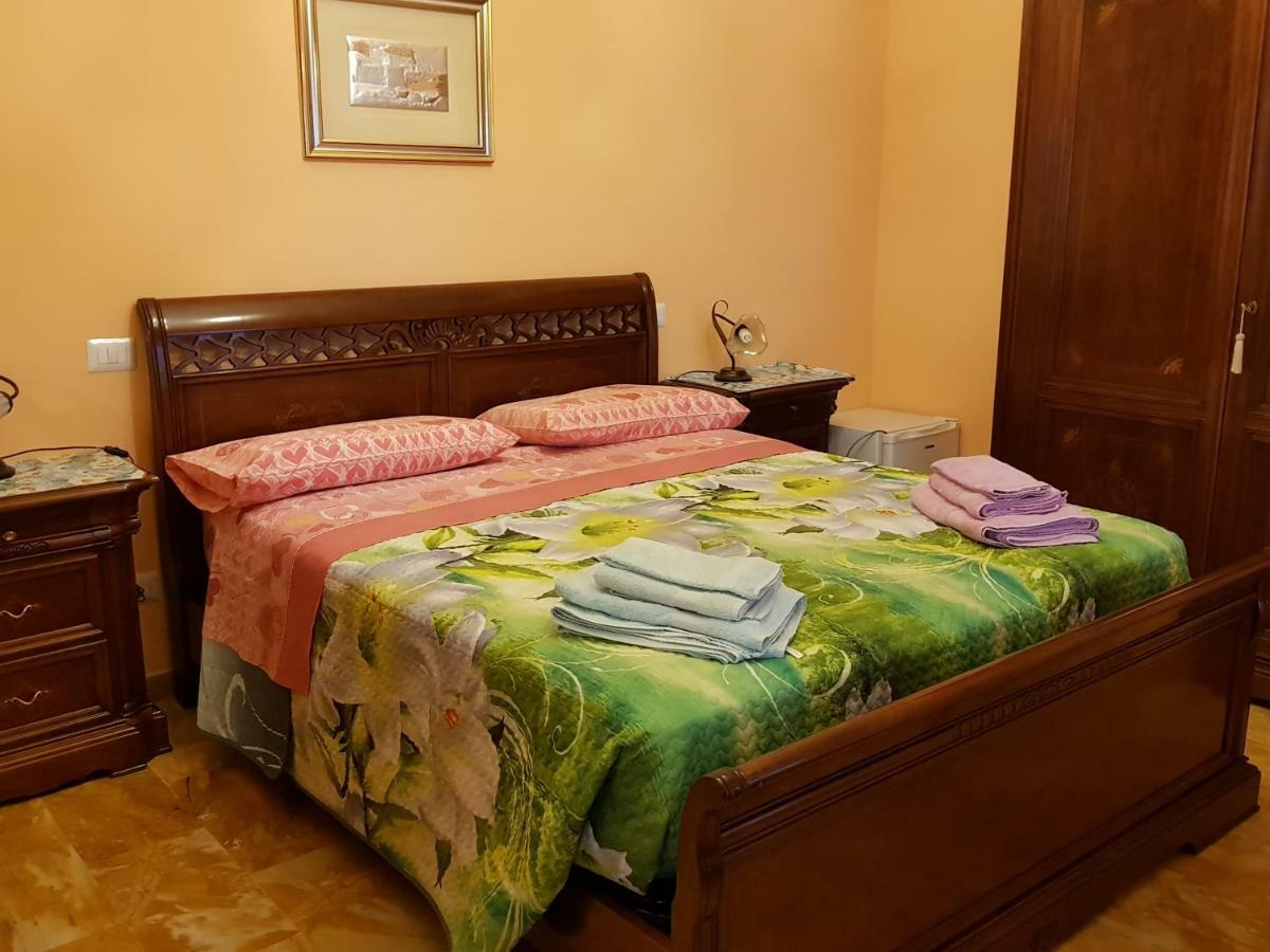 The Sun House Guest house *