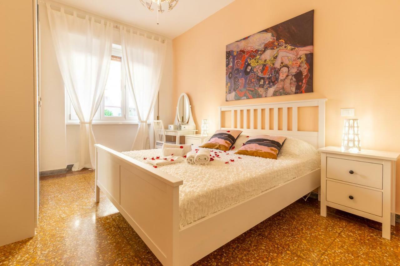 Traveller's In Gourmet District Near Center! Apartment *