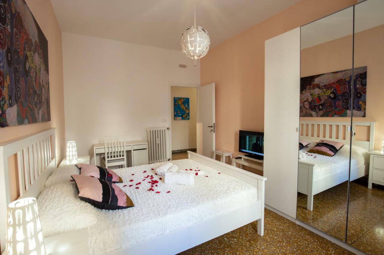 Traveller's In Gourmet District Near Center! Rome