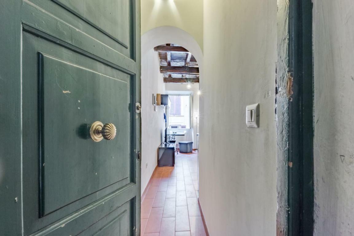 Urbana Coliseum House Apartment *