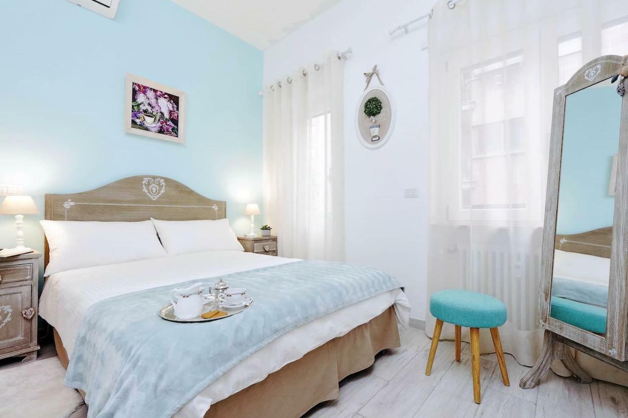 Vaticano Terrace: Brand New 2 Bedrooms 2 Bathrooms Rome