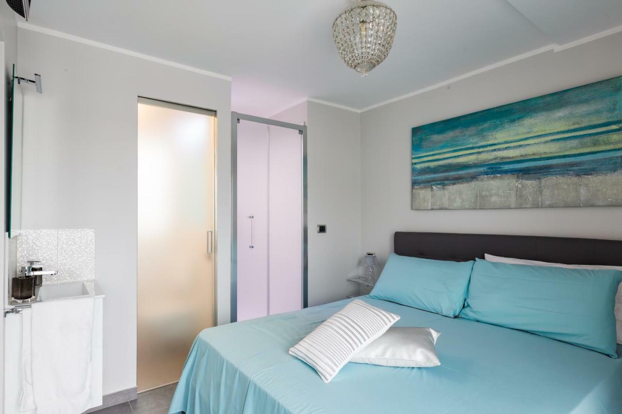 Apartment Penthouse 41 In Trastevere With Big Terrace Rome