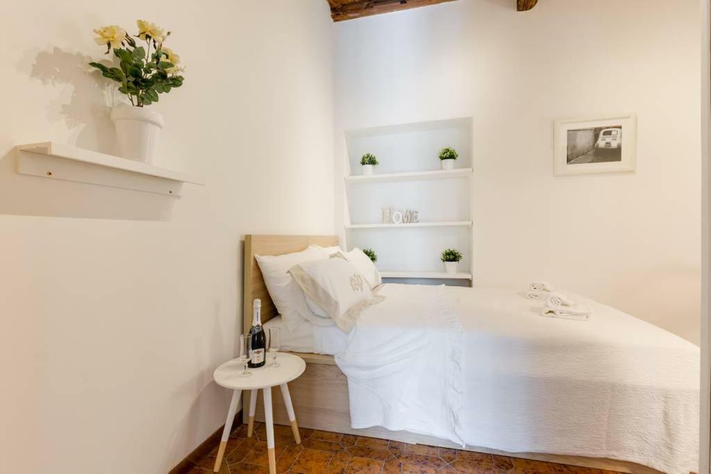 Apartment Arenula Luxury