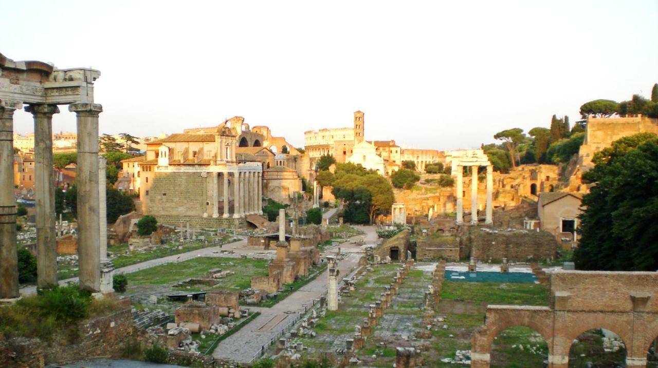 Appartamento Center Fori Imperiali Raffy's Charming *