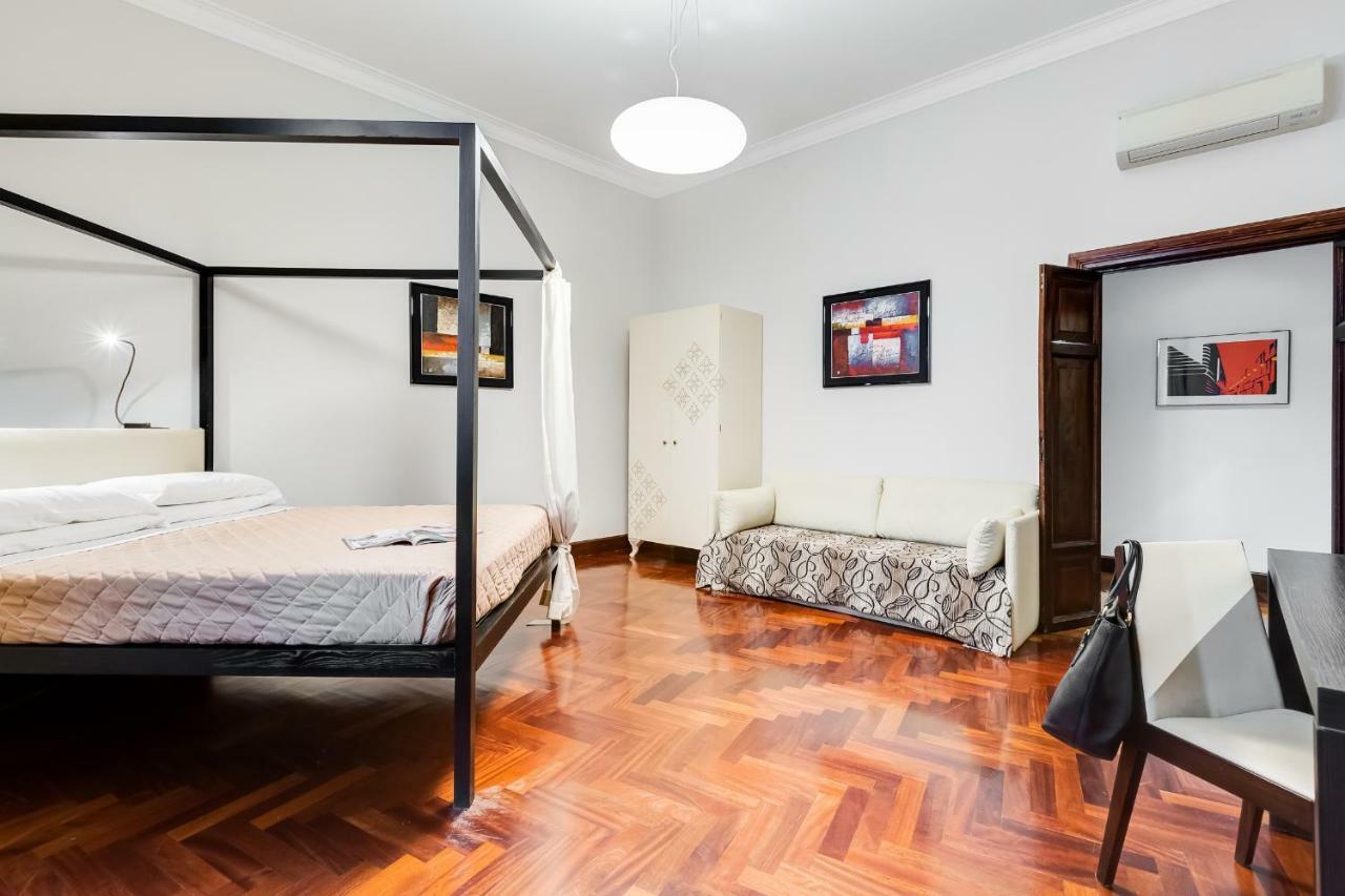 National Apartment *