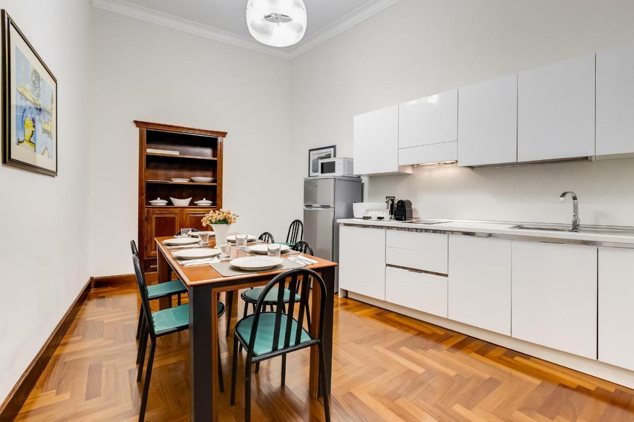 Apartment National *