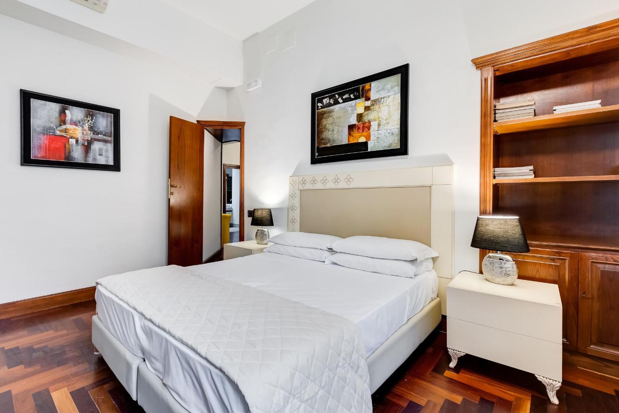 National Apartment *