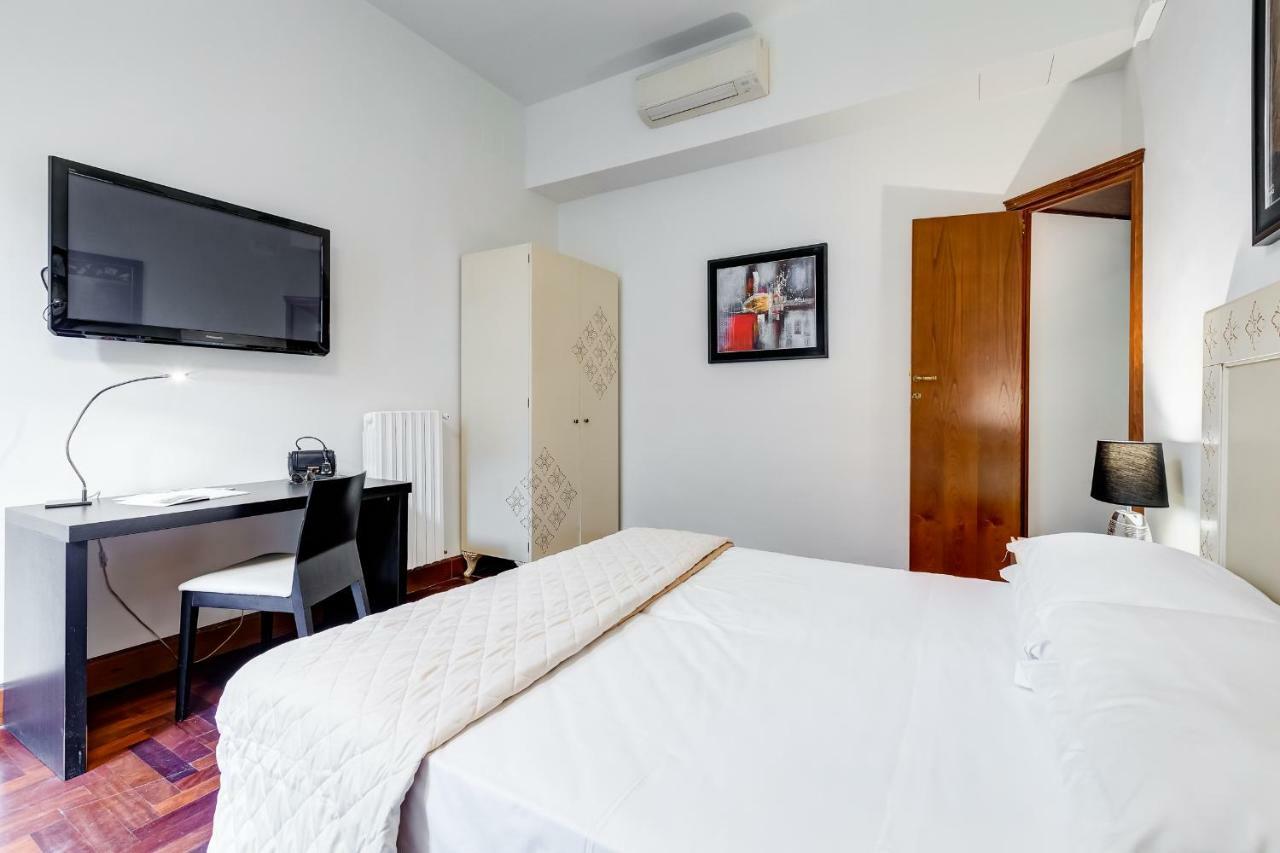National Apartment *