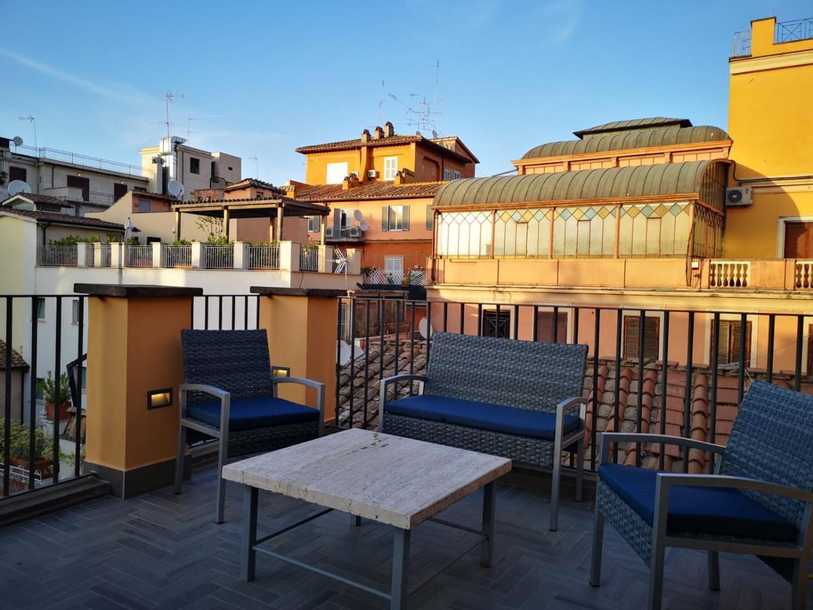 Guest house President Gardens 2*