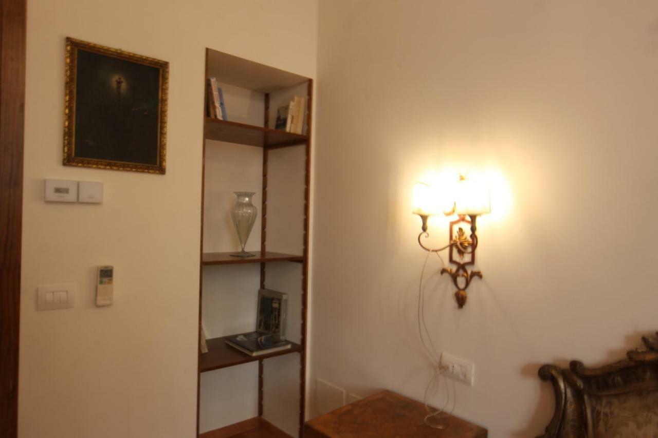 Visione Via Sant'andrea Delle Fratte, 36 Apartment