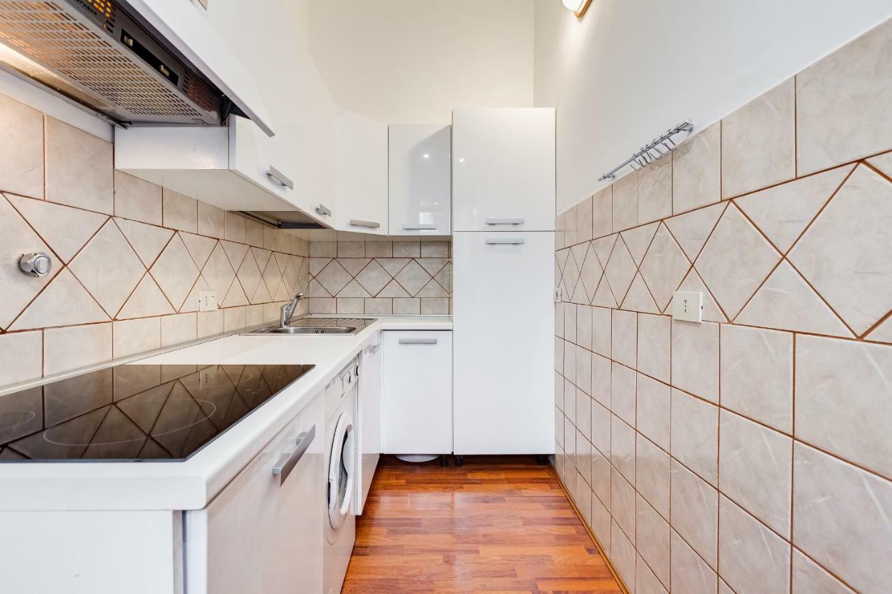 Apartment Borgo Vittorio Lovely House Rome