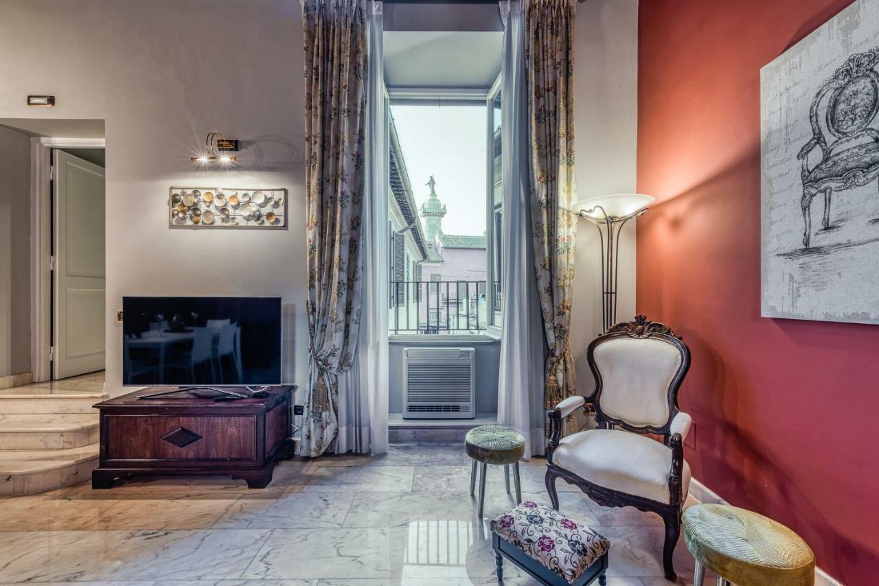 Exclusive In Pantheon - Cesar * Rome
