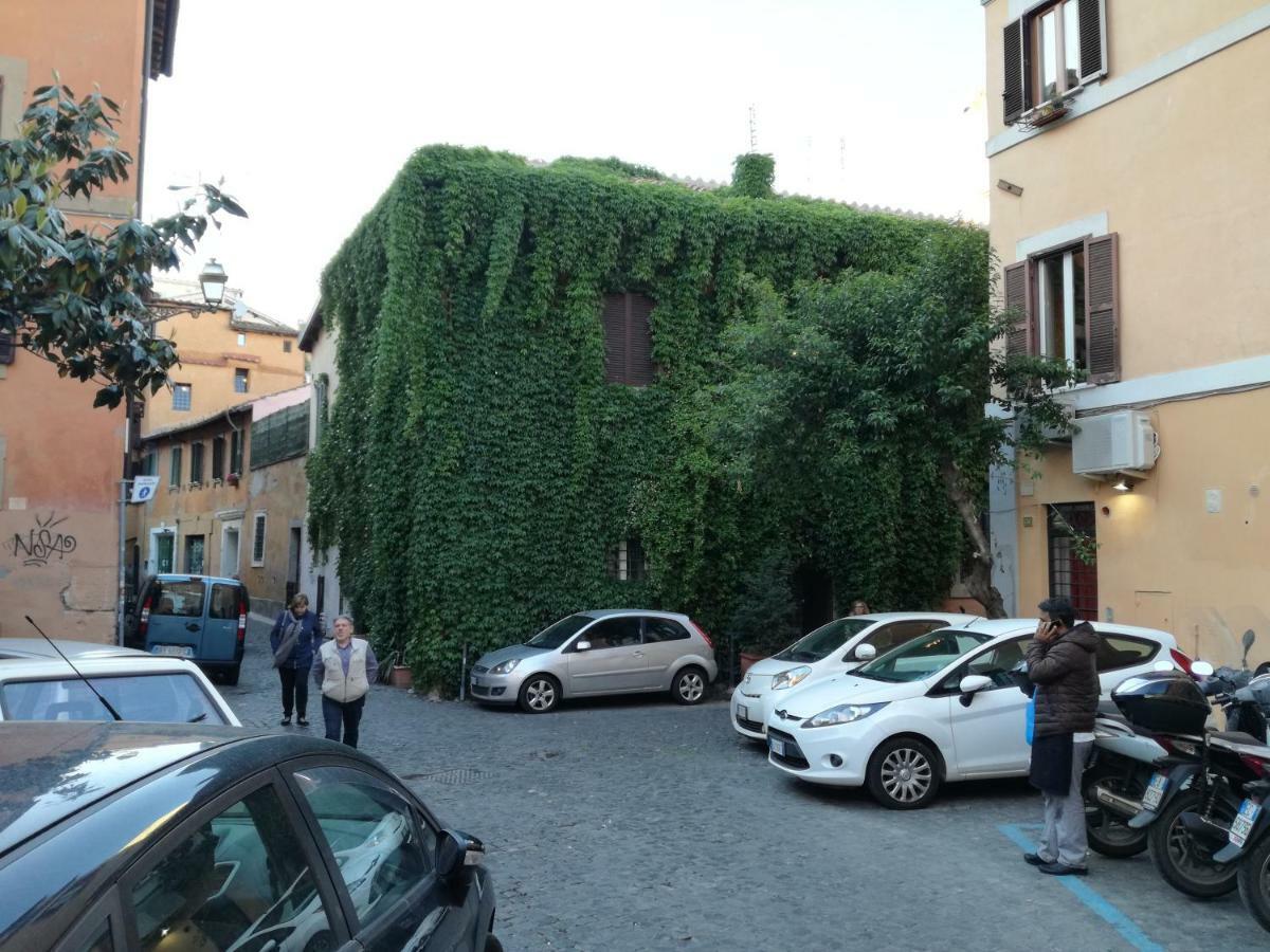 Homestay Trastevere, What Else... *