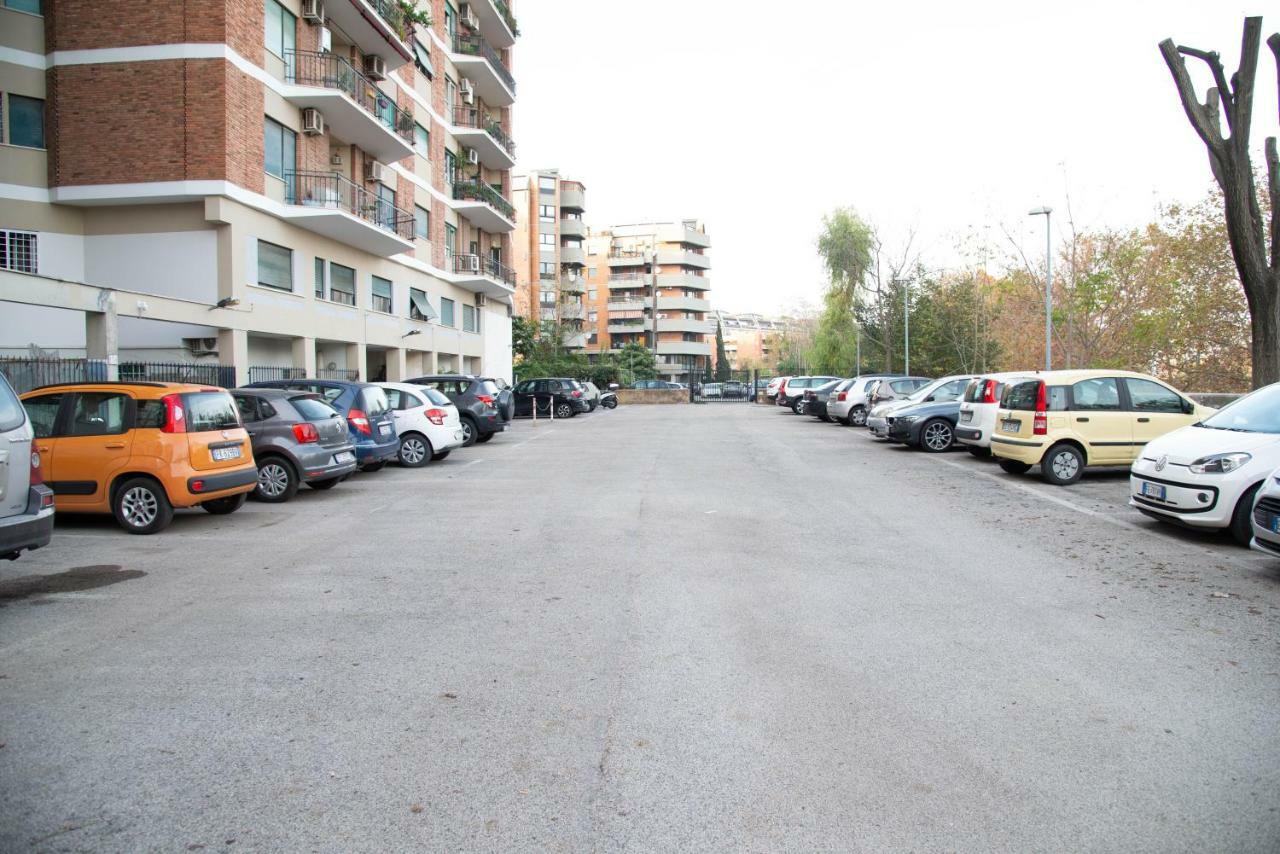 Apartment 150 *
