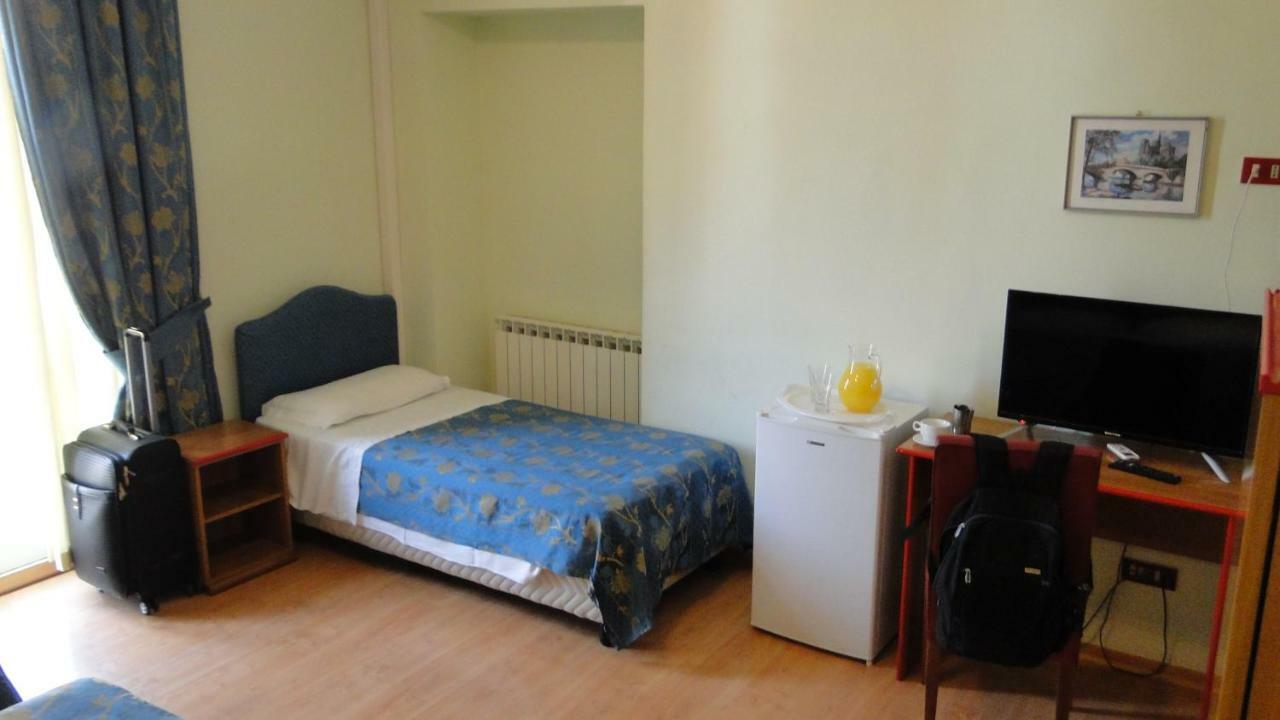 Altavilla Dieci Rome